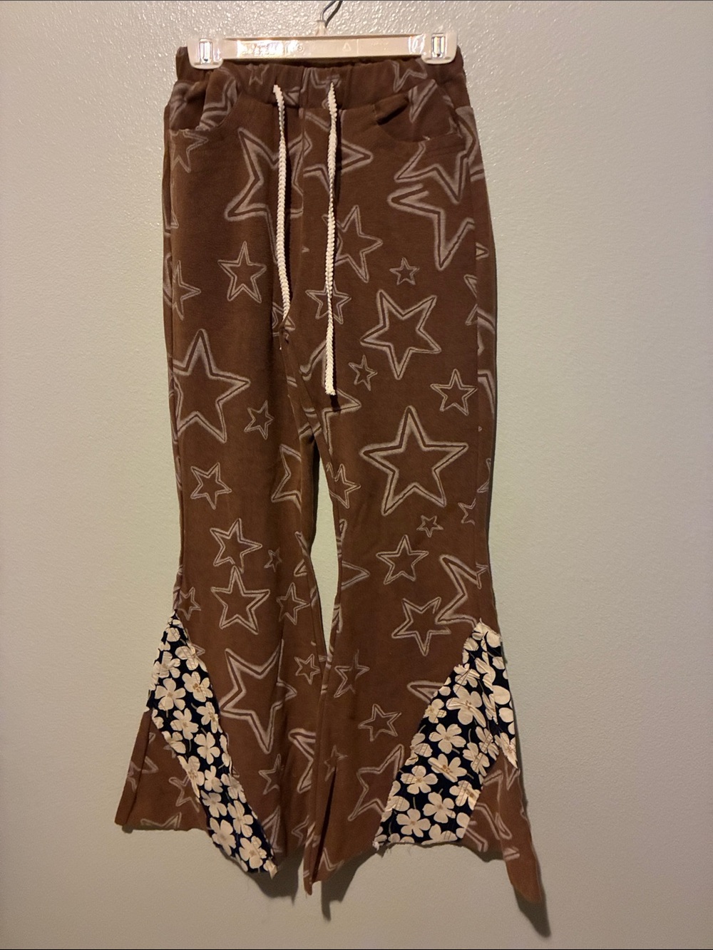 POL Brown Star-Print Flared Sweatpants with Floral Insets